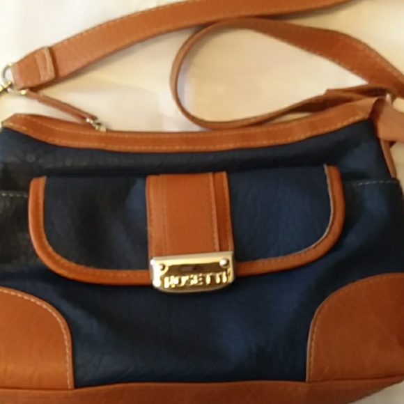 Handbag - Picture 6 of 6